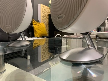 KEF E301 (E-301) Kolumny podstawkowe (surround) Białe Satin Sklep 1800zł