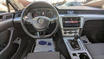 Volkswagen Passat B8 Variant 2.0 TDI BlueMotion SCR 150KM 2018 Volkswagen Passat 1.6D 150PS Zarejestrowany Serwis, zdjęcie 22
