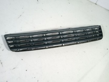 VW Passat B5 grill atrapa LB6G