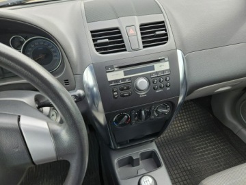 Suzuki SX4 I Hatchback Facelifting 1.6 VVT 120KM 2010 Suzuki SX4 1,6 benzyna 120KM salon polska 4X4, zdjęcie 10