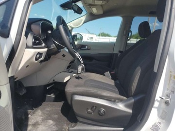 Chrysler Voyager V 2022 Chrysler Voyager LX 2022 3.6l 3.6 Benzyna 287KM, zdjęcie 7