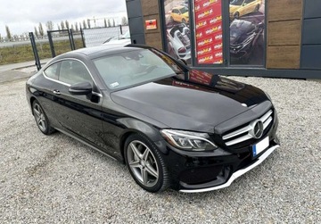 Mercedes Klasa C W205 2017 Mercedes-Benz Klasa C 4X4 C300 2.0 BENZ 245 KM 2017r 94.000 km Warszawa, zdjęcie 1