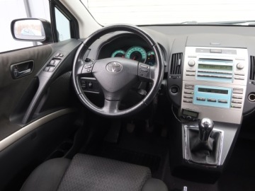 Toyota Corolla Verso AR10 2.2 D-4D 136KM 2009 Toyota Corolla Verso 2.2 D-4D, 7 miejsc, Klima, zdjęcie 6