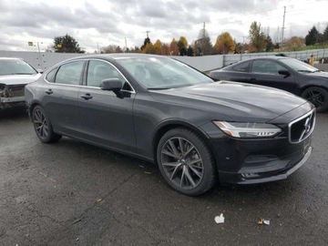 Volvo S90 II 2018 Volvo S90 T5 Momentum 2018 2.0l 2.0 Benzyna 250KM, zdjęcie 4