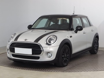 Mini Mini F56 Hatchback 3d Facelifting Cooper 1.5 136KM 2018 MINI 5-door Cooper, Salon Polska, 1. Właściciel, zdjęcie 1