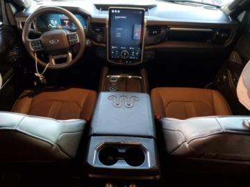 Ford Expedition III 2022 Ford Expedition King Ranch 2022 3.5l 3.5 Benzyna 400KM, zdjęcie 8