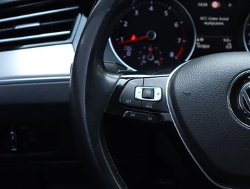 Volkswagen Passat B8 Limousine 2.0 TSI BlueMotion Technology 220KM 2015 VW Passat 2.0 TSI, Salon Polska, Serwis ASO, zdjęcie 18