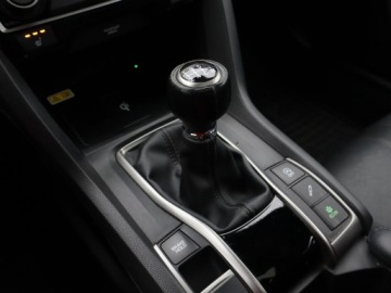 Honda Civic X 2018 Honda Civic 1.0 VTEC Turbo, Salon Polska, zdjęcie 15