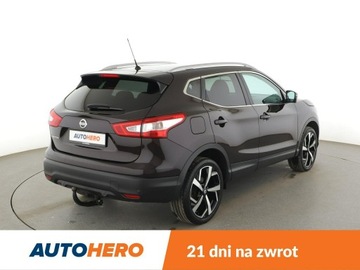 Nissan Qashqai II Crossover 1.6 dCi 130KM 2015 Nissan Qashqai Navi Panorama Czujniki parkowania, zdjęcie 6