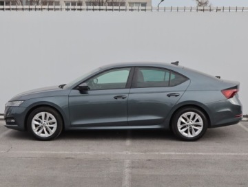 Skoda Octavia IV Liftback 2.0 TDI 115KM 2021 Skoda Octavia 2.0 TDI, Salon Polska, Serwis ASO, zdjęcie 2