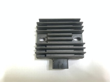 Регулятор напряжения Yamaha Majesty 250.