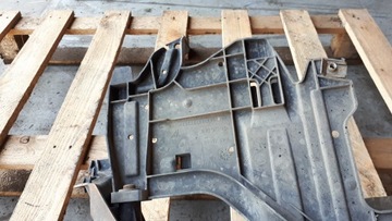 A4 B8 S4 КРЕПЛЕНИЕ СДВИГАЮЩЕЙ ЛАМПЫ ПЕРЕДНЯЯ ЛЕВАЯ 8K0805607A