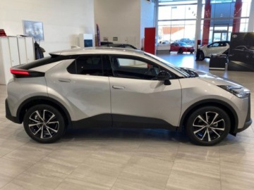 Toyota C-HR II SUV 1.8 Hybrid 140KM 2025 Od ręki - Style 1.8 Hybrid 140KM | Podgrzewane fotele!, zdjęcie 2