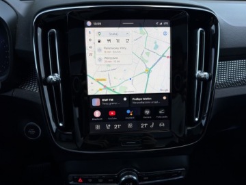 Volvo XC40 Crossover Facelifting 2.0 B3 163KM 2023 Volvo XC 40 XC40 B3 Ultimate Dark aut, Salon PL, F, zdjęcie 16
