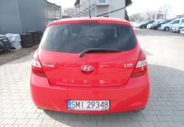 Hyundai i20 I Hatchback 5d 1.2 DOHC 78KM 2010 Hyundai i20 Hyundai i20 I 1.2 benzyna 78 KM 1.2 Benzyna 78KM, zdjęcie 4