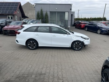Kia Ceed III Kombi Facelifting 1.5 T-GDI 140KM 2025 Kia Cee'd Automat mHEV Podgrzewanie Kamera, zdjęcie 5