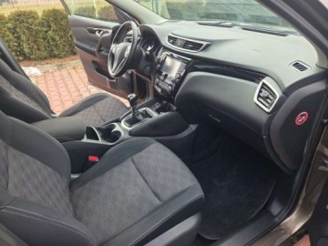 Nissan Qashqai II Crossover 1.2 DIG-T 115KM 2014 Nissan Qashqai Panorama Dach Nawicacja Kamera Cofania 1.2 Benzyna 115KM, zdjęcie 15