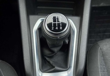 Renault Clio V Hatchback 5d 1.0 TCe 100KM 2020 Renault Clio 100KM FullLED Android CAR-PLAY Bezwypadkowy SERWIS Dla wymaga, zdjęcie 32