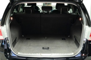 Hyundai i40 Kombi 1.7 CRDi HIGH 136KM 2012 Hyundai i40 1.7 CRDi Automat Led Navi Climatronic Kamera Lopatki Temp. Gwa, zdjęcie 32