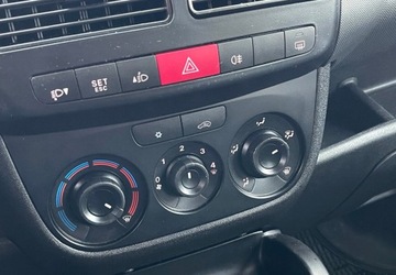 Fiat Doblo III Van 1.6 Multijet 16v 105KM 2014 Fiat Doblo 1.6 Diesel 105 KM Klima Drzwi Przesuwne Motylki Klima 1.6 Diesel, zdjęcie 20