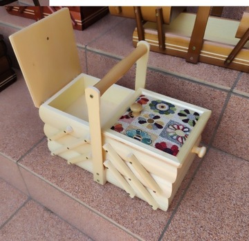 NICIARKA DREWNIANA - szkatułka - przybornik - motyw kwiatki - NOWOŚĆ