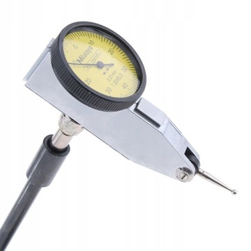 Цифровой циферблатный индикатор с магнитным основанием.