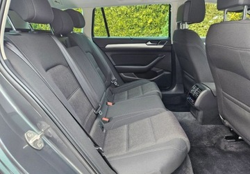 Volkswagen Passat B8 Variant 2.0 TDI BlueMotion SCR 150KM 2017 Volkswagen Passat Automat, Niski przebieg,ze Szwajcarii, Polecam 2.0 Diesel, zdjęcie 22