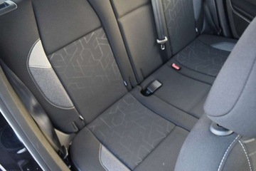 Peugeot 2008 I SUV Facelifting 1.2 PureTech 110KM 2018 Peugeot 2008 SalonPL 110KM Climatronic Nawigacja Smartlink Czujniki Park., zdjęcie 30