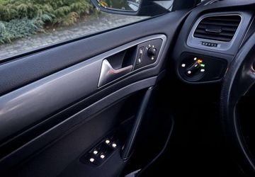 Volkswagen Golf VII Hatchback 3d 1.2 TSI 85KM 2014 Volkswagen Golf VII 1.2 TSI 86KM Highline BiXenon LED PDC 1wł. SerwisASO, zdjęcie 21