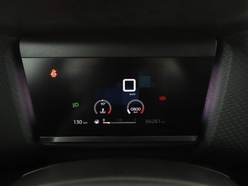 Citroen C4 III SUV 1.2 PureTech 130KM 2020 Citroen C4 klima auyo navi kamera i czujniki, zdjęcie 21