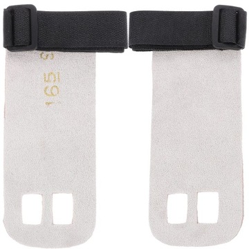 1 пара гимнастических захватов для поднятия тяжестей.