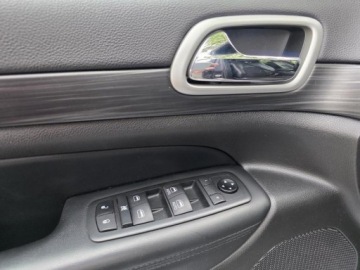 Jeep Grand Cherokee IV 2021 JEEP GRAND CHEROKEE Laredo X, V6 3.6l benzyna 299KM 4X4 Dokumentacja, zdjęcie 5