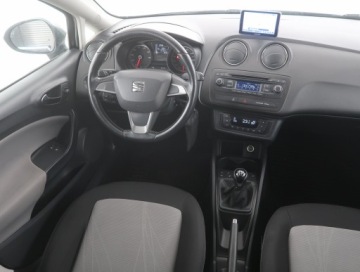 Seat Ibiza IV SportTourer Facelifting 1.2 TSI 105KM 2014 Seat Ibiza 1.2 TSI, Navi, Klima, Klimatronic, zdjęcie 6
