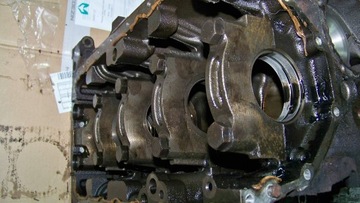 Jumper Boxer 2.2 hdi 05r блок двигателя 4HY 10DZ35