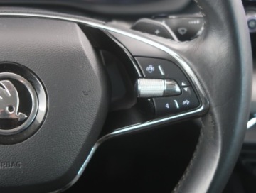 Skoda Octavia IV Liftback 1.0 TSI EVO 110KM 2020 Skoda Octavia 1.0 TSI e-tec, Salon Polska, zdjęcie 16