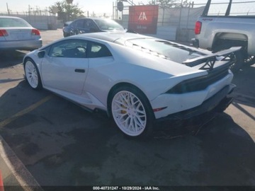 Lamborghini Huracan Coupe 5.2 610KM 2015 Lamborghini Huracan LP610-4 2015 5.2l 5.2 Benzyna 610KM, zdjęcie 2