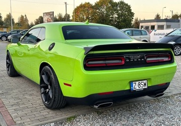 Dodge Challenger III 2015 Dodge Challenger Dodge Challenger 6.4 SRT Scat Pack SHAKER alpine alcantar, zdjęcie 13