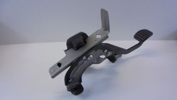 ПЕДАЛЬ СЦЕПЛЕНИЯ CLIO IV CAPTUR I 1.5DCI ОРИГИНАЛ