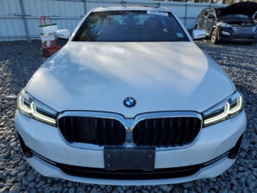 BMW Seria 5 G30-G31 2022 BMW Seria 5 540xi 2022 3.0l 3.0 Benzyna 335KM, zdjęcie 5