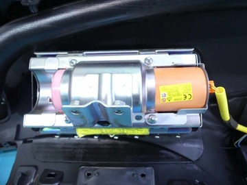 DESKA ROZDĚLOVAČE SUBARU FORESTER III SH AIRBAG