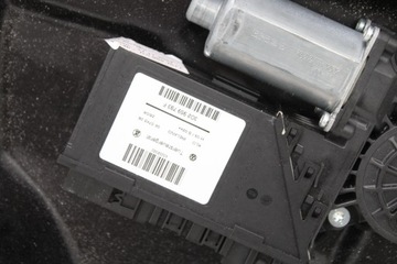 MECHANIZMUS OKNO PRAVÝ PŘEDNÍ PORSCHE CAYENNE 07-10