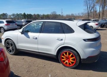 Porsche Cayenne III SUV Facelifting 3.0 353KM 2024 Porsche Cayenne 2024r.,Cayenne, 4x4, 3L, od ubezpieczalni 3.0 Benzyna 353KM, zdjęcie 3