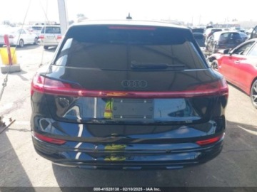 Audi Q8 2024 Audi Q8 2024 Audi Q8 e-tron Premium Plus quattro Elektryczny 414KM, zdjęcie 5