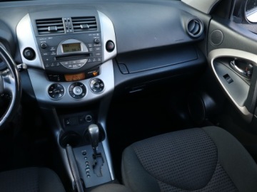 Toyota RAV4 III MPV 2.0 i 16V 152KM 2008 Toyota RAV 4 2.0 VVT-i, Salon Polska, GAZ, 4X4, zdjęcie 7