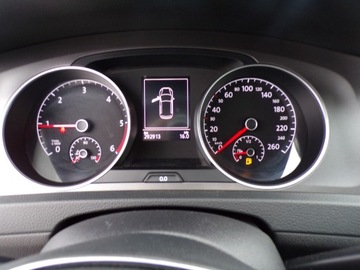 Volkswagen Golf VII Hatchback 3d 1.6 TDI-CR DPF 105KM 2013 VOLKSWAGEN GOLF VII 1.6 TDI Z NIEMIEC ZAREJESTROWANY, zdjęcie 17