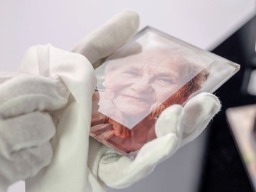 Фотография надгробия 9х12см ФАЗОВЫЙ КРИСТАЛЛ/цвет