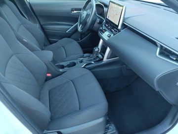 Toyota Corolla Cross 2.0 Hybrid Dynamic Force 197KM 2022 Toyota Corolla Cross 2.0 Hybrid Style AWD 2.0 Hybr, zdjęcie 12