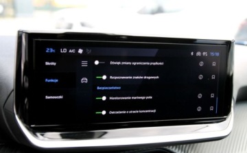 Peugeot 2008 II SUV Facelifting 1.2 PureTech 130KM 2024 Peugeot 2008 PureTech 130 Allure SS EAT8 2024 Polift SalonPLGwarancja od, zdjęcie 24