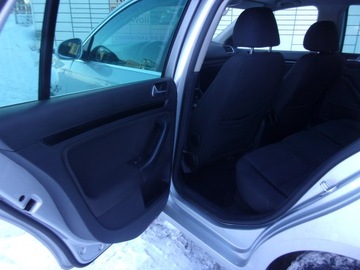 Volkswagen Golf VI Variant 1.6 TDI-CR DPF BlueMotion 105KM 2010 Volkswagen Golf Automat Bluemotion, zdjęcie 7