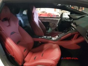 Lamborghini Huracan 2020 Lamborghini Huracan 2020 r., 5,2 L EVO od ubezpieczalni 5.2 Benzyna 630KM, zdjęcie 9